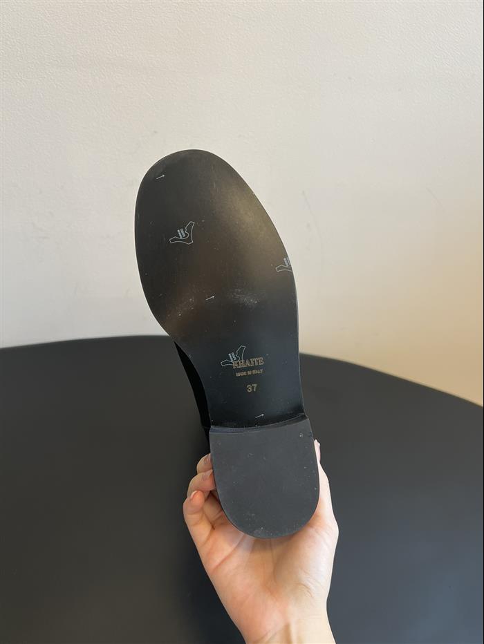 2025112817447571 500